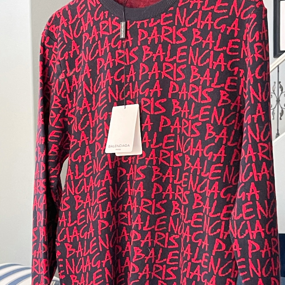 Balenciagia Sweater